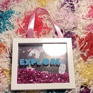 Little kids room poster with unicorns and glitter